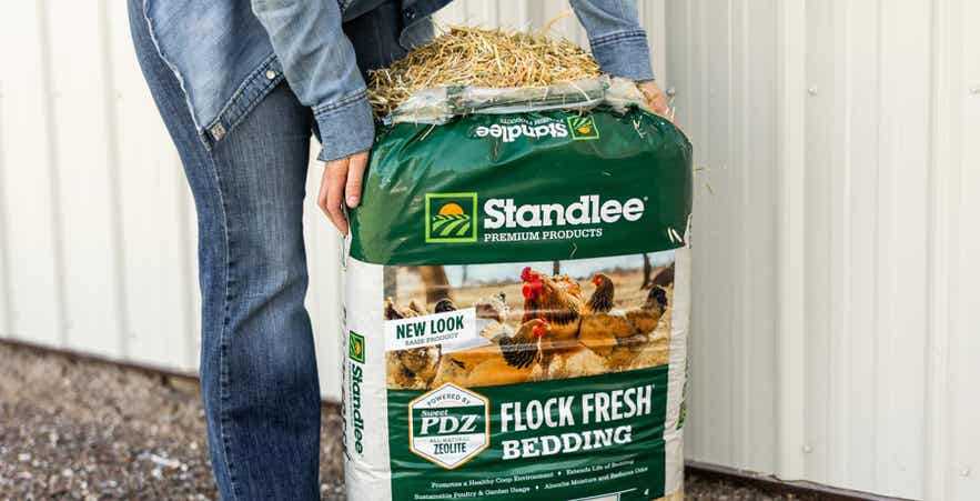 Standlee Flock Fresh bedding with PDZ for chickens.