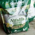 Alfalfa Forage Bites - Banana Flavored Horse Treats thumbnail #6