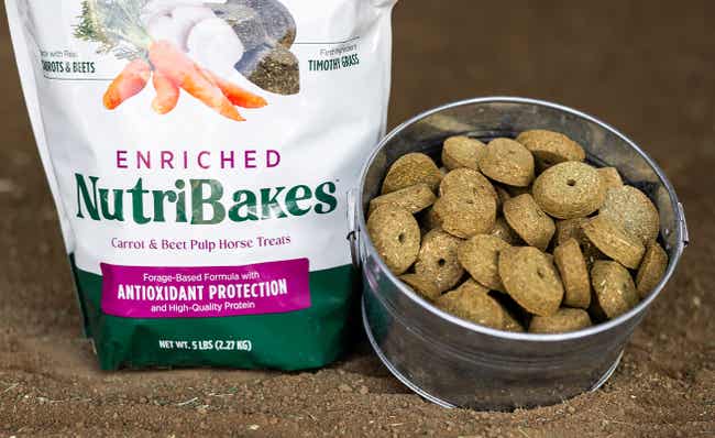 A bag and bucket of Carrot and Beet Pulp Nutribakes.