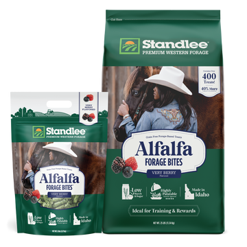 Alfalfa Forage Bites – Very Berry Flavored Horse Treats