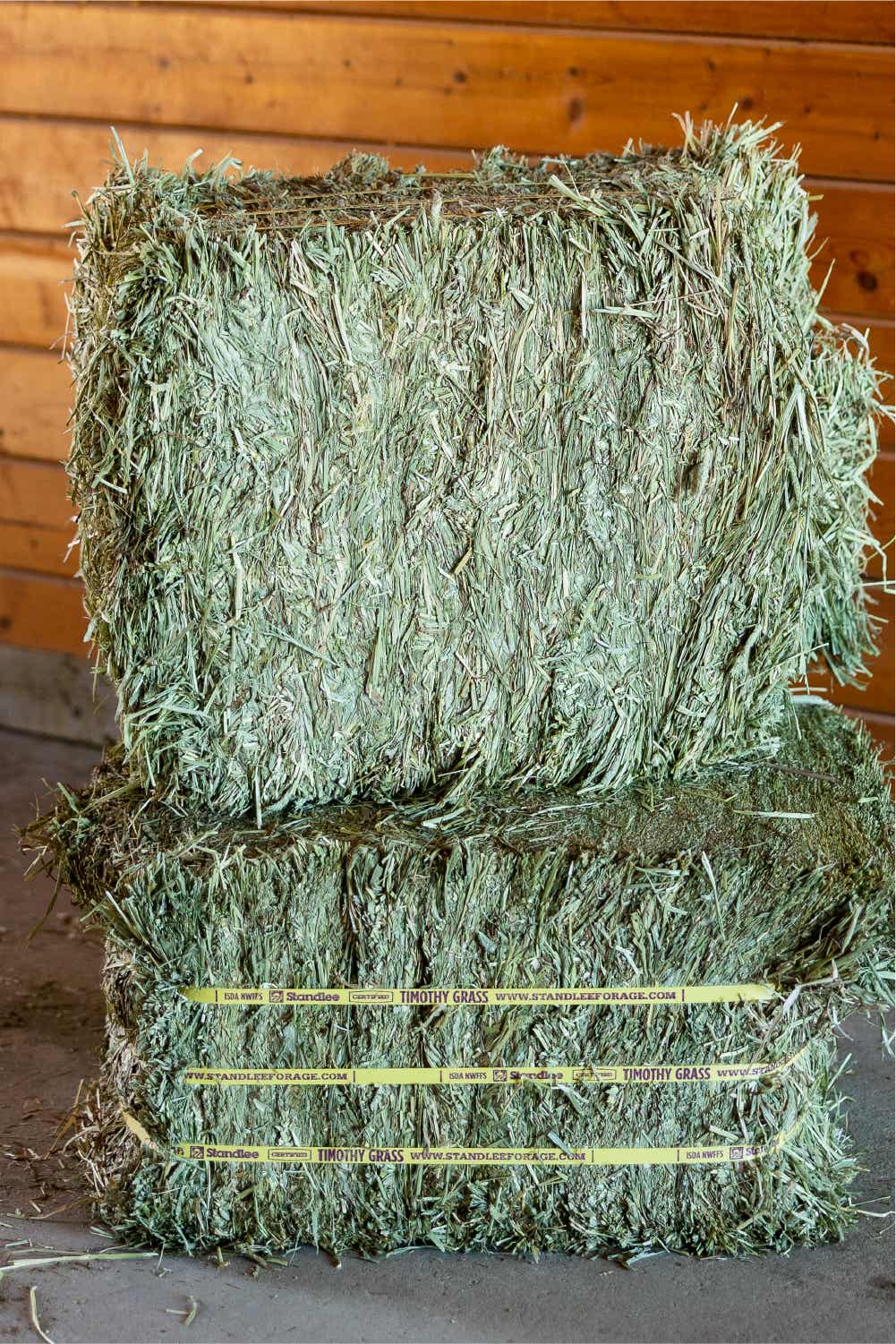 Standlee Certified Straw Small Compressed Bale